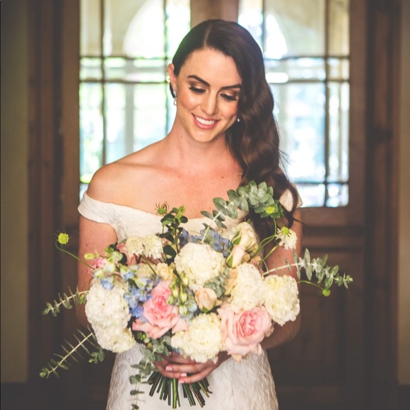 Meet your Posher, Tegan - Picture 1 of 1